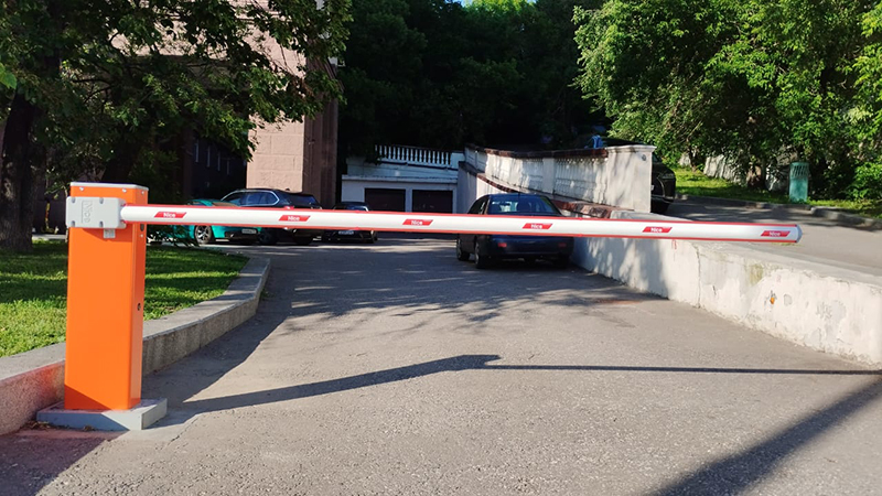 установка шлагбаума Nice